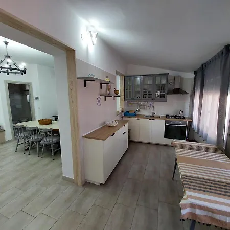 Apartment Dimora Carucci Noci