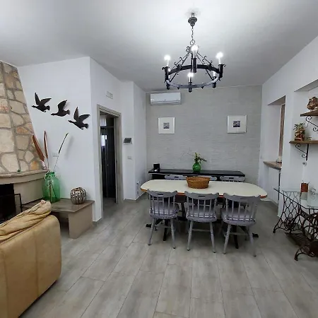 Apartment Dimora Carucci *